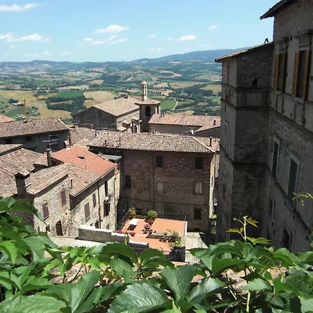 Residenza D'epoca San Lorenzo Tre Hotell Todi